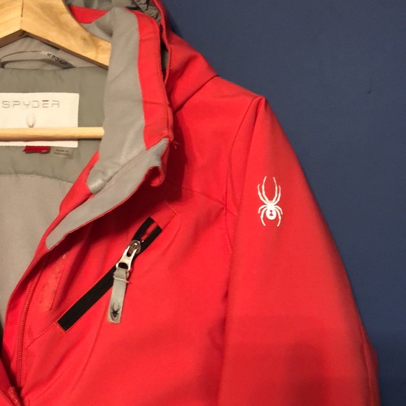 Winter ski jacket. Great condition and very warm - Picture 4 of 6